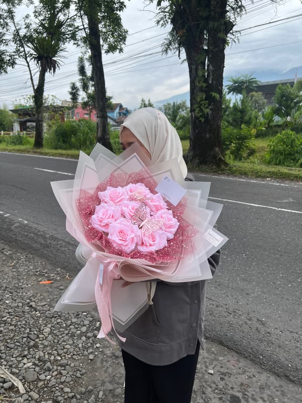 Pink Rose Round premium (artificial)